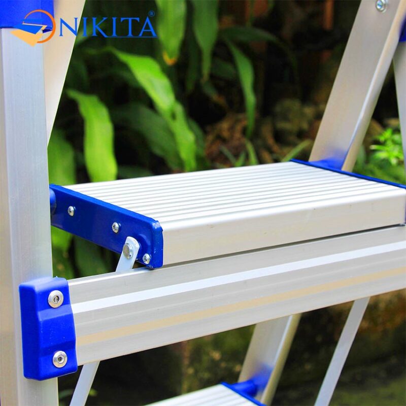 Thang nhôm ghế tay vịn kiểu Đức NIKITA